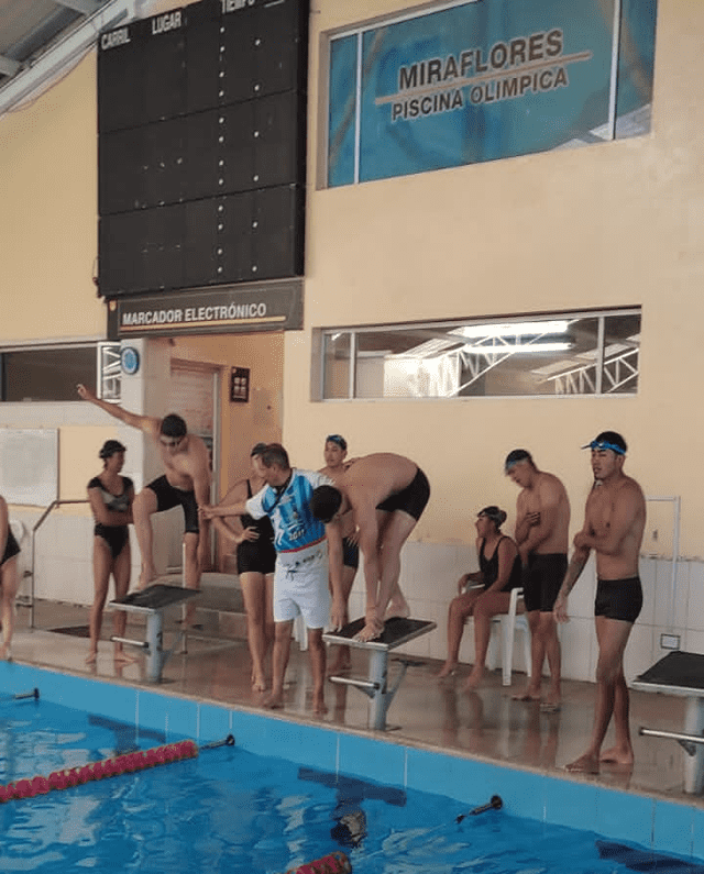 lideres-preparacion-militar-lideres-en-natacion lideres-preparacion-militar-lideres-en-natacion